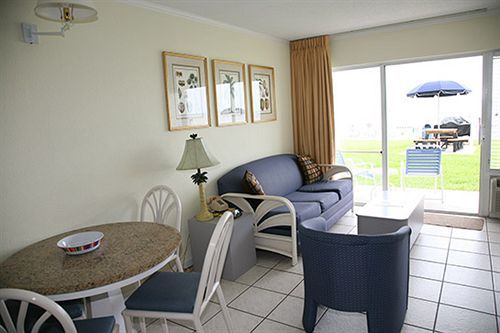 Traders Inn Beach Club Ормонд Бич Экстерьер фото